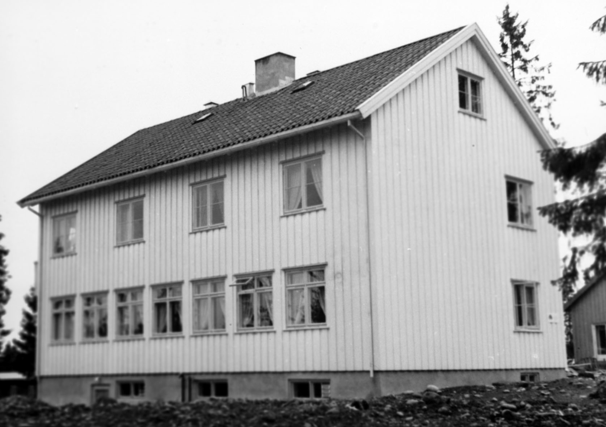 Lykkebo ble bygget på dugnad i 1950